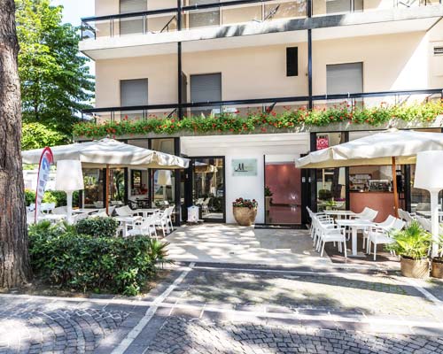 The exterior and entrance of the Hotel Morotti